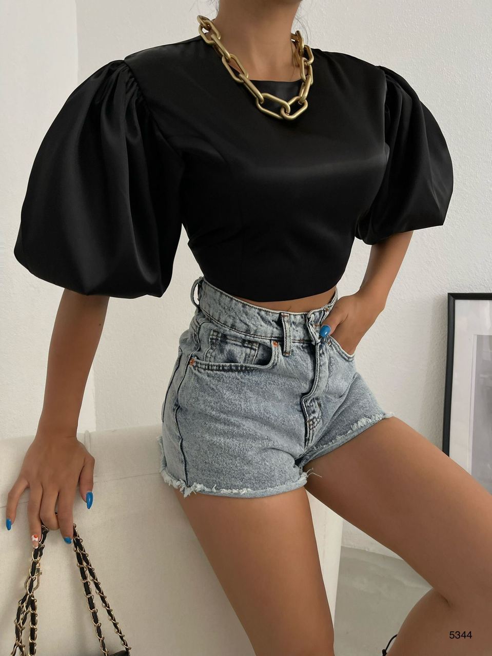 Rosheka Puff Sleeve Satin Blouse